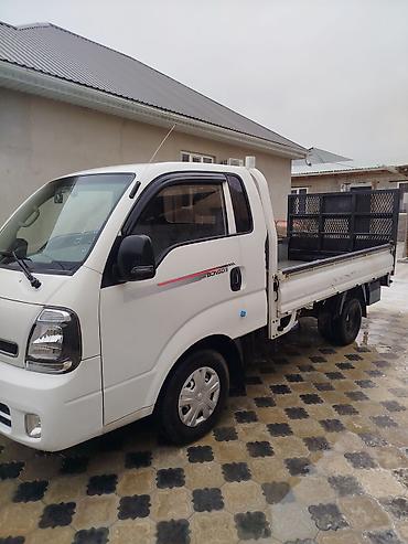 Kia: Kia BONGO: 2021 г., 2.4 л, Механика, Газ, Пикап — 3