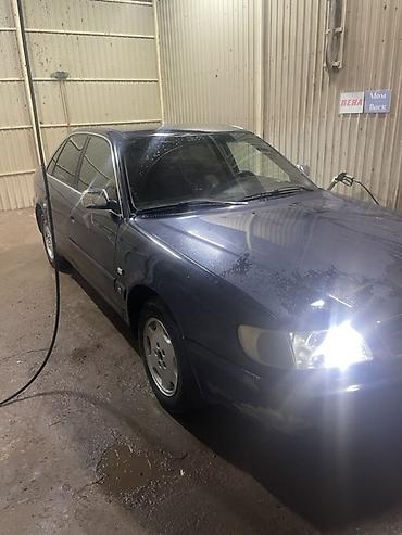honda inside: Audi 100: 1996 г., 2.6 л, Механика, Бензин, Седан — 4