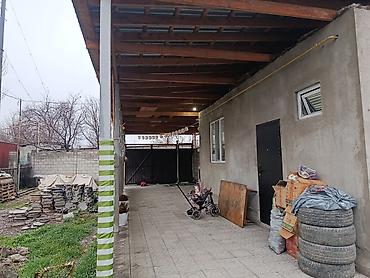 Продажа коттеджей и домов: Продаётся жилой дом с участком. Основные характеристики: - — 5