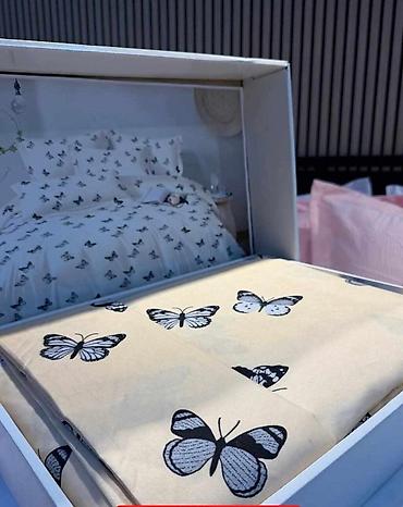 bed: Posteljina set – motiv leptira - Dizajn: elegantni crno-beli leptiri — 1