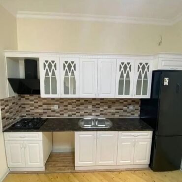 Sifarişlə mətbəx mebeli: Sifarişlə mətbəx dəsti, Özü çəkən petlələr, Mat laminat, Kredit yoxdur, Pulsuz çatdırılma — 13