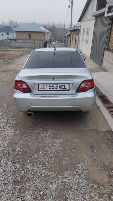 Daewoo: Daewoo Nexia: 2010 г., 1.5 л, Механика, Бензин, Седан