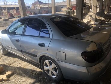 дишевли машина: Nissan Almera: 2004 г., 1.5 л, Механика, Бензин, Седан