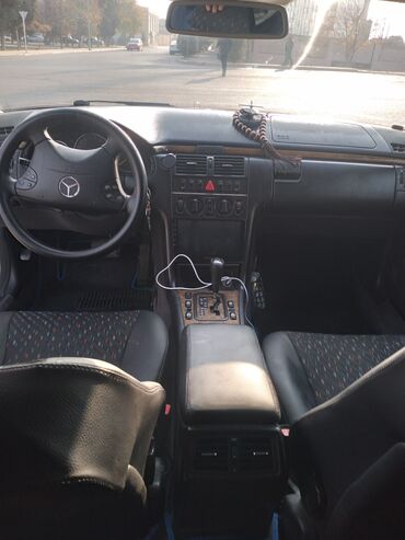 Mercedes-Benz: Mercedes-Benz E‑Class W210 sedan — Brabus üslub paketli Mühüm — 11