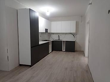 Продажа коттеджей и домов: Просторный двухэтажный дом с участком и огороженной территорией — 5