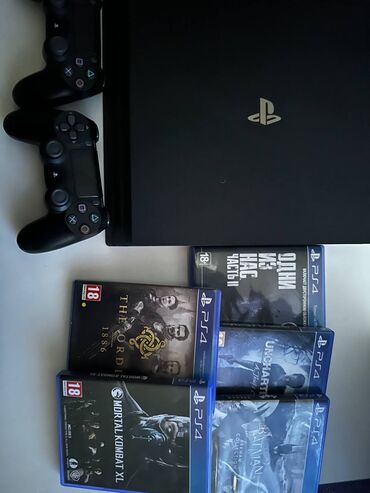 аренда плейстешен: Продаю playstation 4 pro в отличном состоянии после чистки. 2 геймпада