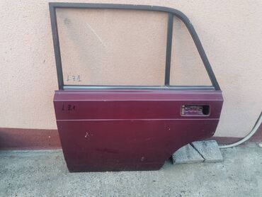 Auto delovi: Vrata zadnja leva Lada 2107 Riva,2105 u bordo boji . Vrata su — 1