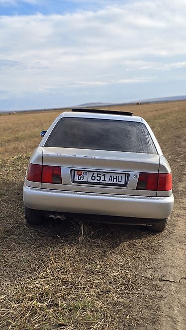 ayon y: Audi A6: 1995 г., 2.6 л, Механика, Бензин — 4