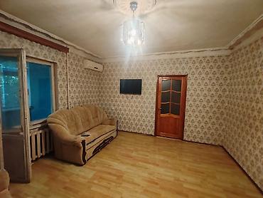 suraxani emircan: Qaracuxur qes Natarusun yan 5 mertebenin 1 ci mertebesi– 3 otaqlı — 2