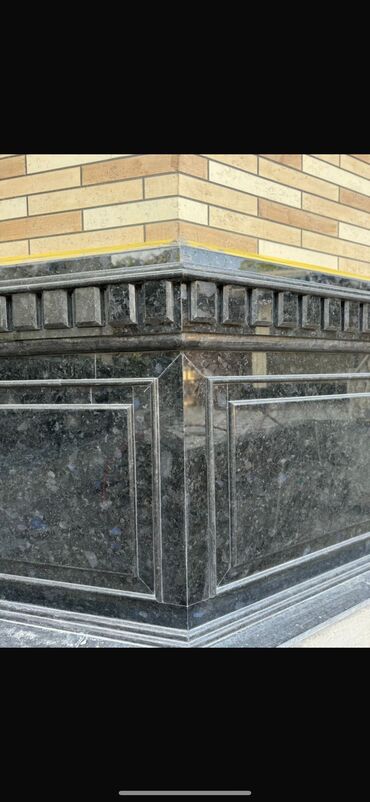 Фасадные гранитные плитки: Гранитные решения для цоколя и фундамента из природного камня - — 8