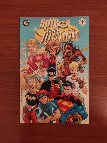 комикс: Spyboy/ Young Justice komiksi. Dil: İngiliscə Səhifə sayı: 80 Komiks