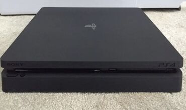 playstation qiyməti: Ps4 az işlənmişdir. Tam işlək vəziyətdədir. Üstündə istəsəniz