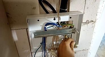 Строительство под ключ: Строительно-отделочные и инженерные работы под ключ - Электромонтаж — 1