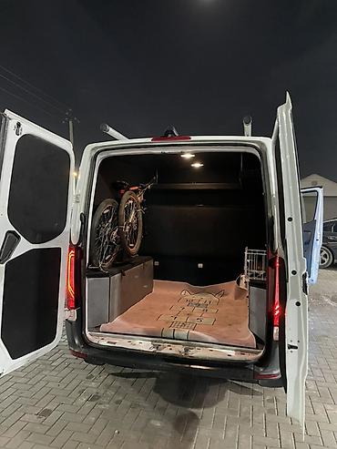 Легкий грузовой транспорт: Легкий грузовик, Mercedes-Benz, Стандарт — 13