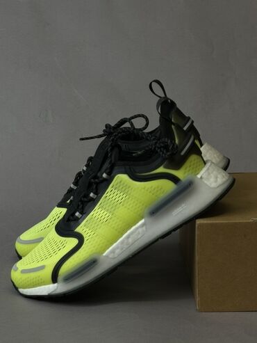 Кроссовки и спортивная обувь: Мужские кроссовки, 42.5, Adidas, Новый, цвет - Желтый