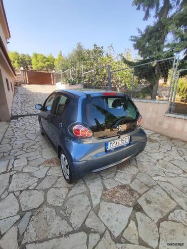 Toyota: Toyota Aygo: 1 l. | 2009 έ. Χάτσμπακ — 19