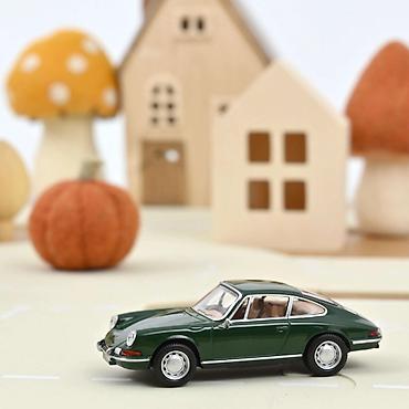 red 87: Porsche 911 – 1969 – Irish Green – Jet Car – 1:43 – Norev Norev — 1