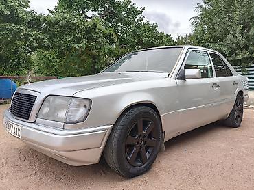 хундай старекс 1: Mercedes-Benz E-Class: 1994 г., 3 л, Кол менен иштөөчү, Дизель, Седан — 2