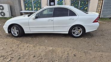 mercedes vito 8 1: Mercedes-Benz 280: 3 l | 2006 il Sedan — 4