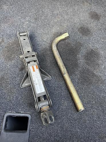 Audi: Audi A4: 1999 г., 2.4 л, Типтроник, Бензин, Седан — 16