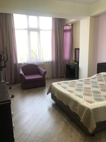 квартира каракол продаётся: 1 бөлмө, 50 кв. м, Элитка, 2 кабат, Дизайнердик ремонт