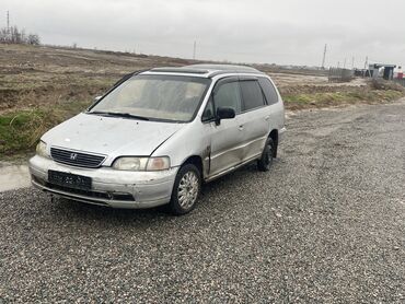 аварийная продаю: Honda Odyssey: 1996 г., 2.3 л, Автомат, Бензин, Минивэн