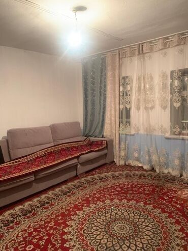 сдаю дом без хозаин: 100 кв. м, 5 бөлмө, Жертөлө, ороо, Забор, тосулган