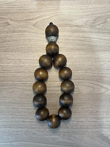 - Material: təbii ağacdan iri, kürə formalı muncuqlar - Rəng lalafo.az -da - Material: təbii ağacdan iri, kürə formalı muncuqlar - Rəng