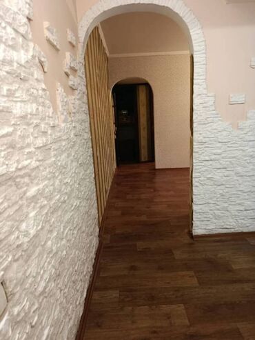сдается 2 комнатная квартира в джале: 2 бөлмө, 42 кв. м, 104-серия, 1 кабат, Косметикалык ремонт