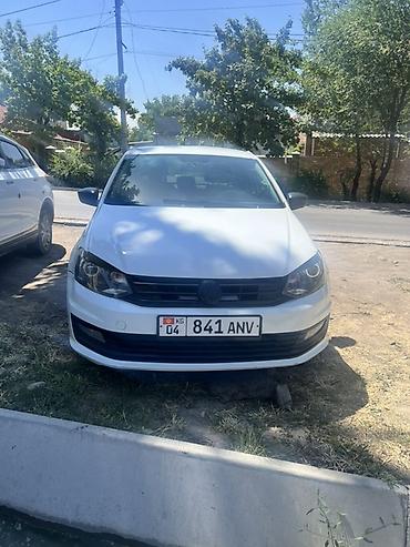 Volkswagen Polo: 2018 г., 1.6 л, Кол менен иштөөчү, Седан