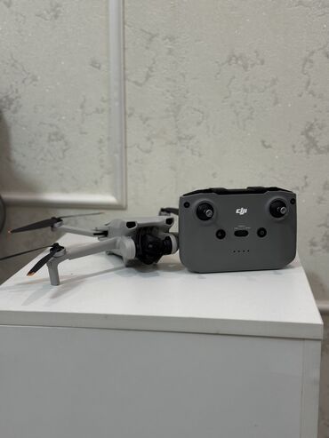 па 4: Продаю DJI mini 3 В комплекте две батареи, одна усиленная! Цена с