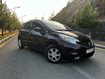 Nissan: Nissan Note: 1.2 l | 2015 il Sedan
