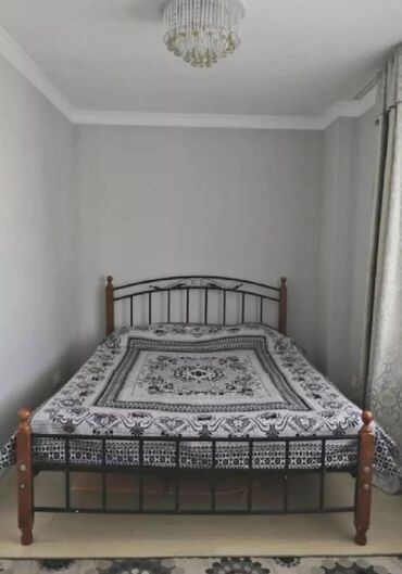 сдаю квартира ошский рынок: 2 бөлмө, 41 кв. м, Хрущевка, 2 кабат, Косметикалык ремонт
