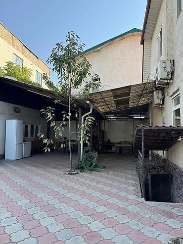 Продажа коттеджей и домов: Продается частный дом с высоким забором и откатными/секционными — 16