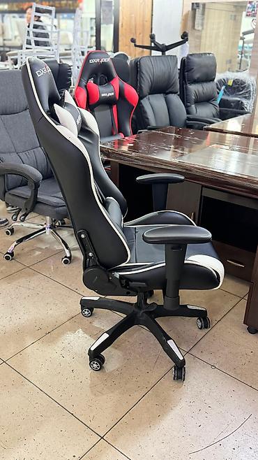Другая мебель: Игрово е кресло DXrace Очень качественное и многофункциональный — 4