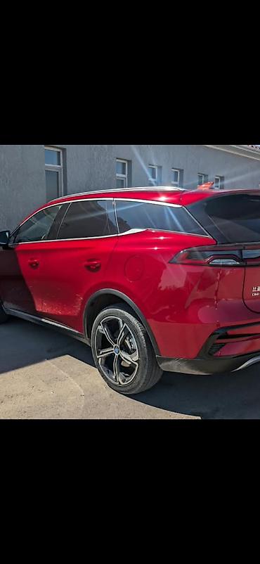 BYD: BYD Tang: 2023 г., 1.5 л, Вариатор, Гибрид, Кроссовер — 2