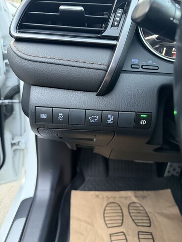 Toyota: Toyota Camry: 2018 г., 2.5 л, Автомат, Бензин, Седан — 18