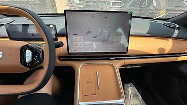 Geely: Geely Galaxy Starship 7: 2026 г., 1.5 л, Автомат, Гибрид, Внедорожник — 9