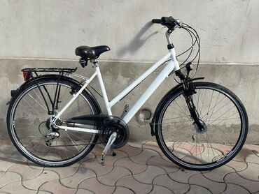 седла для велосипеда: Из Германии 
28 колесо 21 скорость 
LX Diore
Хорошее состояние