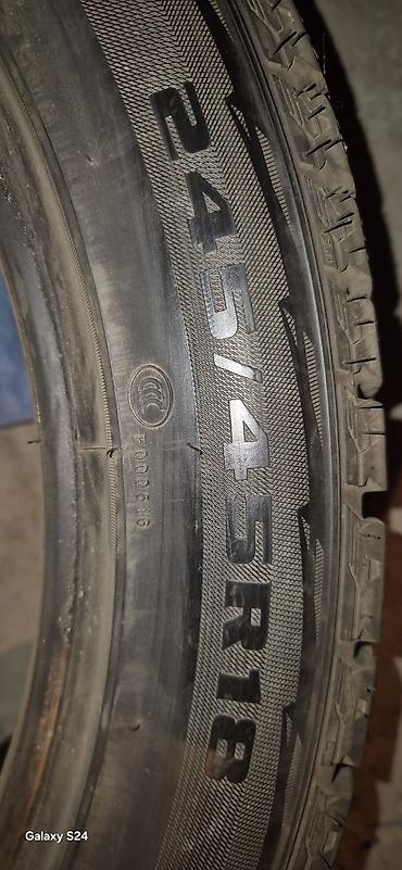 yto 754: Зимняя шина без шипов RoadX IceMax RW501 - Размер: 245/45 R18 - Тип — 1