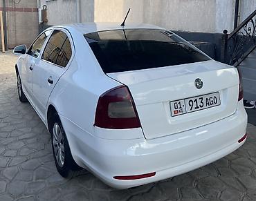 octavia: Skoda Octavia: 2012 г., 1.4 л, Механика, Бензин, Лифтбек — 5