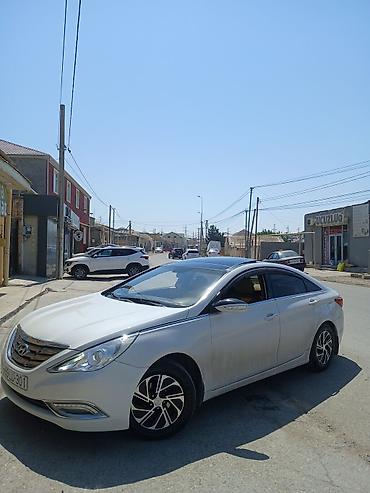 Hyundai: Hyundai Sonata: 2.4 l | 2010 il Sedan — 12