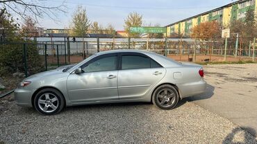 Toyota: Toyota Camry: 2002 г., 2.4 л, Автомат, Бензин, Седан