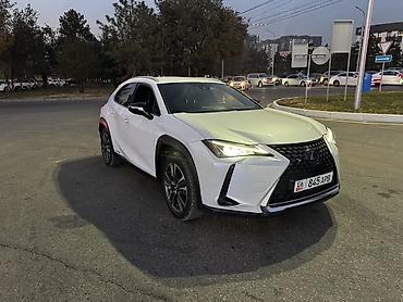 bmv samurai: Lexus UX: 2021 г., 2 л, Автомат, Гибрид — 2