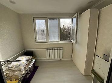 67: 1 комната, 38 м², 6 мкр 104 серия, 4 этаж, Свежий ремонт — 3