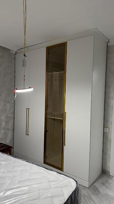 Dolab. 400azn.yeni kimidi. Ölcü deqiq deyil. Ünvan keşle*Tehi