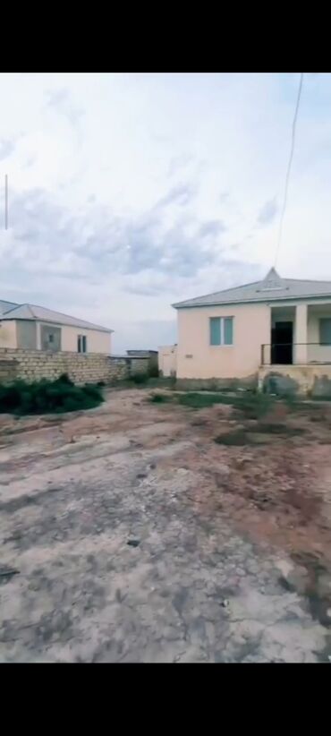 Yeni tikili: 4 otaqlı, Yeni tikili, 6 kv. m — 1