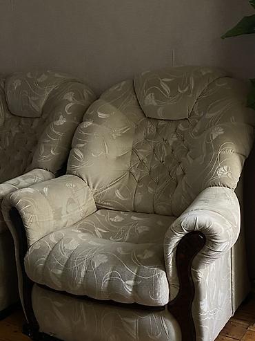 qoltuq ağacı: İşlənmiş, Klassik divan, Divan, Bazalı, Açılan — 2