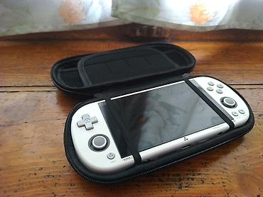 nintendo gameboy: Всем салам, продаю Trimui Smart Pro (белая). Состояние более чем — 4