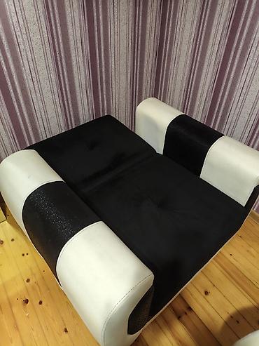 Kreslolar: Mebel: Geniş ölçülü yumşaq kreslo - Model: Qara-ağ rəng kombinasiya — 4